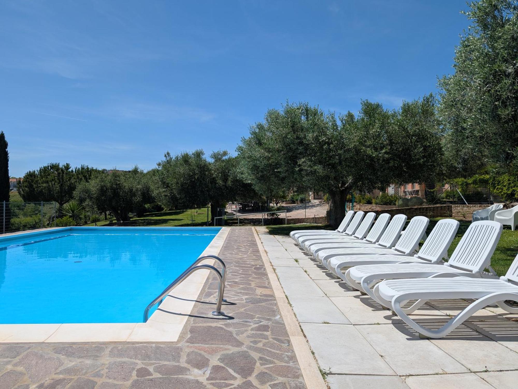 Agriturismo Case Al Sole Loreto Ngoại thất bức ảnh